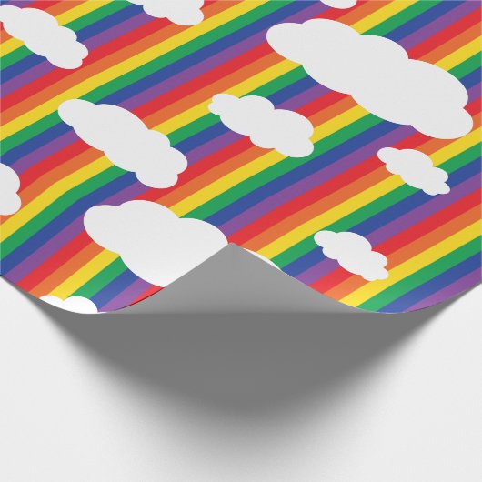 Regenboog en wolken verhelpen 1e verjaardag cadeaupapier (Hoek)