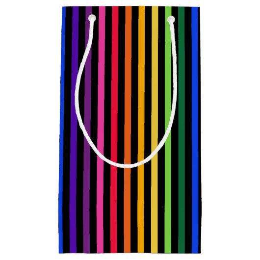 Regenboog en zwarte strepen klein cadeauzakje (Voorkant)