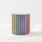 Regenboog en zwarte strepen matglas koffiemok (Voorkant rechts)
