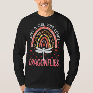Regenboog gewoon een meisje dat houdt van libellen t-shirt