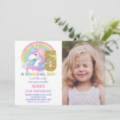 Regenboog Glitter Eenhoorn Verjaardagsuitnodiginge Kaart (Staand voorkant)