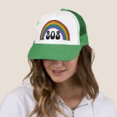 Regenboog in de 808 trucker pet (In situ)