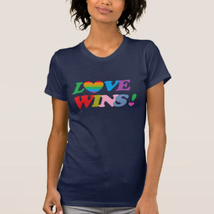 Regenboog Liefde Wint Hart LGBT T-shirt