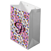 Regenboog Mandala Pride Monogram - Levendig Geomet Medium Cadeauzakje (Voorkant Gekanteld)