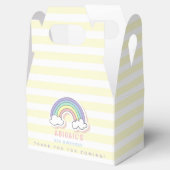 Regenboog met koortsachtige strips, gesternerd bedankdoosjes (Geopend)