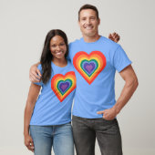 Regenboog Nestelend Hart retro T-shirt (Unisex)