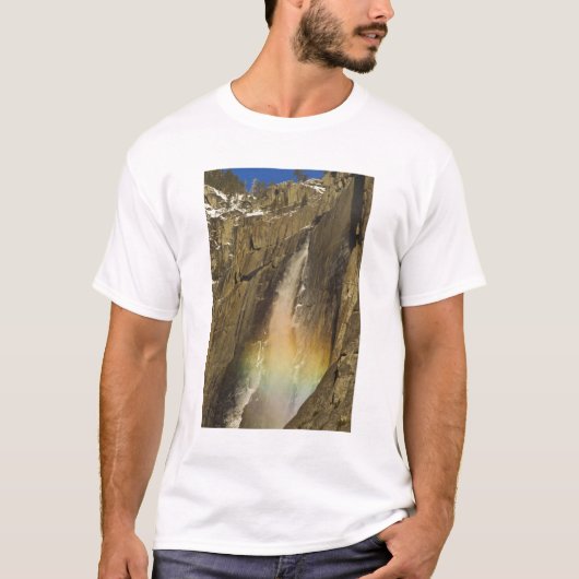 Regenboog op de Herfsten van het hoogland van Jose T-shirt (Voorkant)
