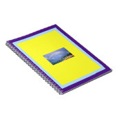 Regenboog op een Notitieboek van een wervelfoto (Rechterzijde)