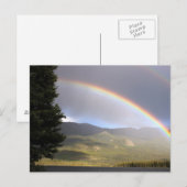 Regenboog over water tegen briefkaart van bergen (Voorkant / Achterkant)