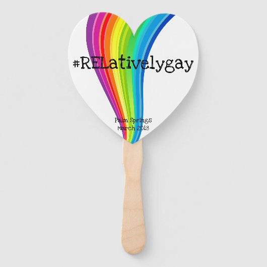 Regenboog Paddles voor de Bachelorette met aangepa Handwaaier (Voorkant)