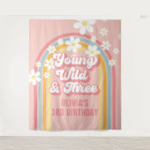 Regenboog Retro Jong Wild Drie 3e Verjaardag Wandkleed (Voorkant)