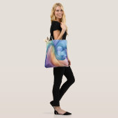 Regenboog rook wervelpatroon tote bag (Op model)