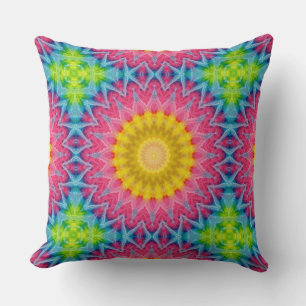 Regenboog Tie-Dye Mandala met Levendige Symmetrie Kussen