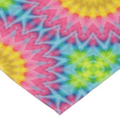 Regenboog Tie-Dye Mandala met Levendige Symmetrie Tafelkleed (Gekanteld)
