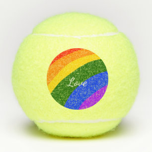 Regenboog trots maand liefde voeg naam tekst kunst tennisballen
