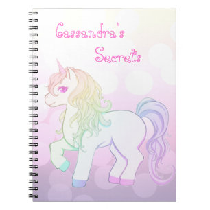 Regenboog van de Cute kawaii, gekleurd eenhoorn po Notitieboek