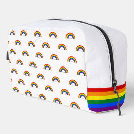 Regenboog van de Gay Pride. Liefde is Liefde. Toilettasje