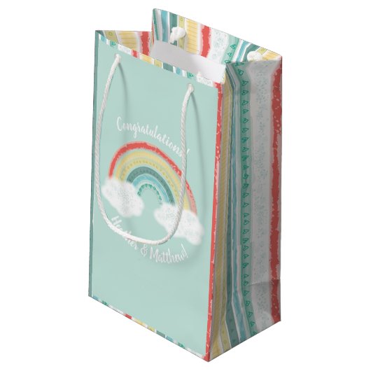 RegenboogBaby shower Klein Cadeauzakje (Achterkant Gekanteld)