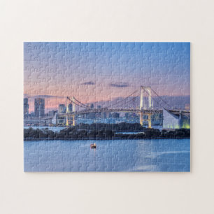 Regenboogbrug in de schemering legpuzzel