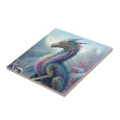 Regenboogdraak in de sneeuwvloed tegeltje (Zijkant)