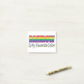 Regenboogfavoriete kleuren post-it® notes (Op bureau)