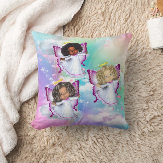 Regenboogfluffelwolken en drie vlinderbaby's kussen (Deken)