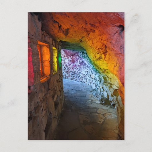 Regenbooggrot, Rock City Briefkaart (Voorkant)
