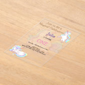 Regenboogkleur Eenhoorn baby meisje 1e verjaardag Acryl Uitnodigingen (Laagn)