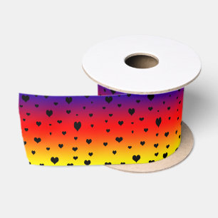 regenboogkleuren met zwarte liefdesharten, satijnen lint