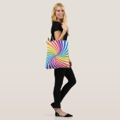 Regenboogkleuren minimalisme wervelen geometrisch tote bag (Op model)