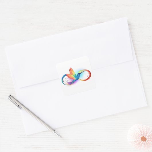 Regenboogkolibrie met oneindigheidssymbool vierkante sticker (Envelop)