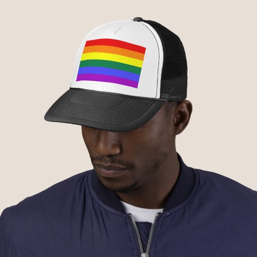 Regenboogpride-Pet Trucker Pet (In situ)