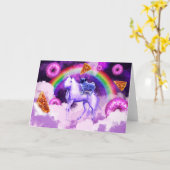 Regenboogpug in de ruimte rijdend op een eenhoorn kaart (Gele Bloem)