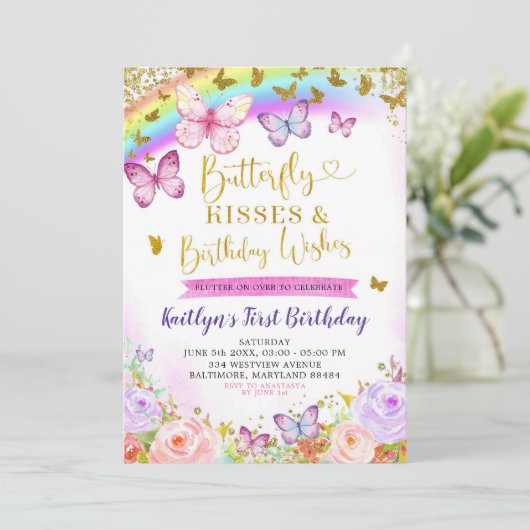 Regenboogroze en Paarse vlinder Birthday Invite Kaart (Staand voorkant)