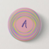 Regenboogscheuren met monogram ronde button 5,7 cm (Voorkant)