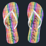 Regenboogstang Teenslippers<br><div class="desc">Zeg ja tegen kleur deze zomer met deze vlotte regenboogpatronen teenslippers! Jouw naam is gepersonaliseerd op deze schattige,  comfortabele kleurrijke teenslippers.</div>