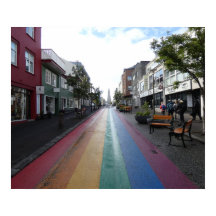 Regenboogstraat in Reykjavík IJsland