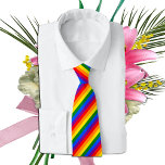 Regenboogstrips Stropdas en regenboogvlag/LGBT<br><div class="desc">Stropdas (bedrijfsleven): Regenboogvlag & -prijs,  LGBT-gemeenschap / gendersymbool van lesbische,  homoseksuele,  biseksuele,  transseksuele en homoseksuele sociale bewegingen.</div>
