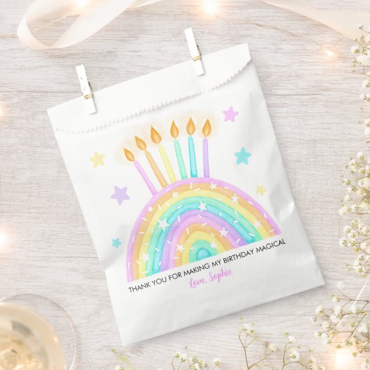 Regenboogtaart met kaarsen en sprinkles bedankzakje (Geknipt)