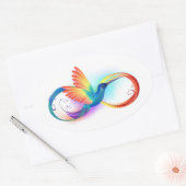 Regenboogvogel met oneindige symbolen ovale sticker (Envelop)