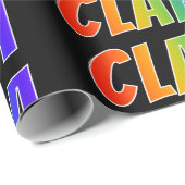 Regenboogvoornaam "CLARA"; vun en kleurrijk Cadeaupapier (Rol Hoek)