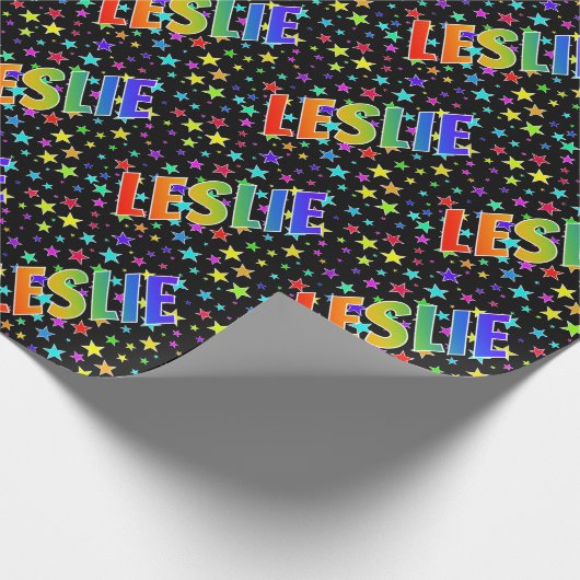 Regenboogvoornaam "LESLIE" + sterren Cadeaupapier (Hoek)