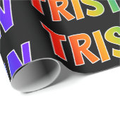 Regenboogvoornaam "TRISTAN"; vun en kleurrijk Cadeaupapier (Rol Hoek)