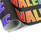 Regenboogvoornaam "VALERIE"; vun en kleurrijk Cadeaupapier (Rol Hoek)
