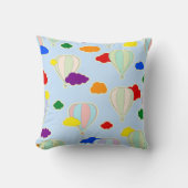 Regenboogwolken gooien kussen (Voorkant)