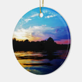 Regenboogzonsonderstel op bergmeer keramisch ornament (Links)