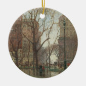 Regendag, Madison Square, New York, Paul Cornoyer Keramisch Ornament (Voorkant)