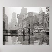 Regendag op Times Square, 1943. Oude foto