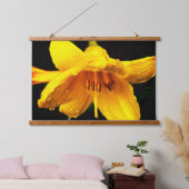 Regendruppels op de gele lelie hangend wandkleed (Slaapkamer)