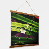 Regendruppels op gras hangend wandkleed (Gebogen)
